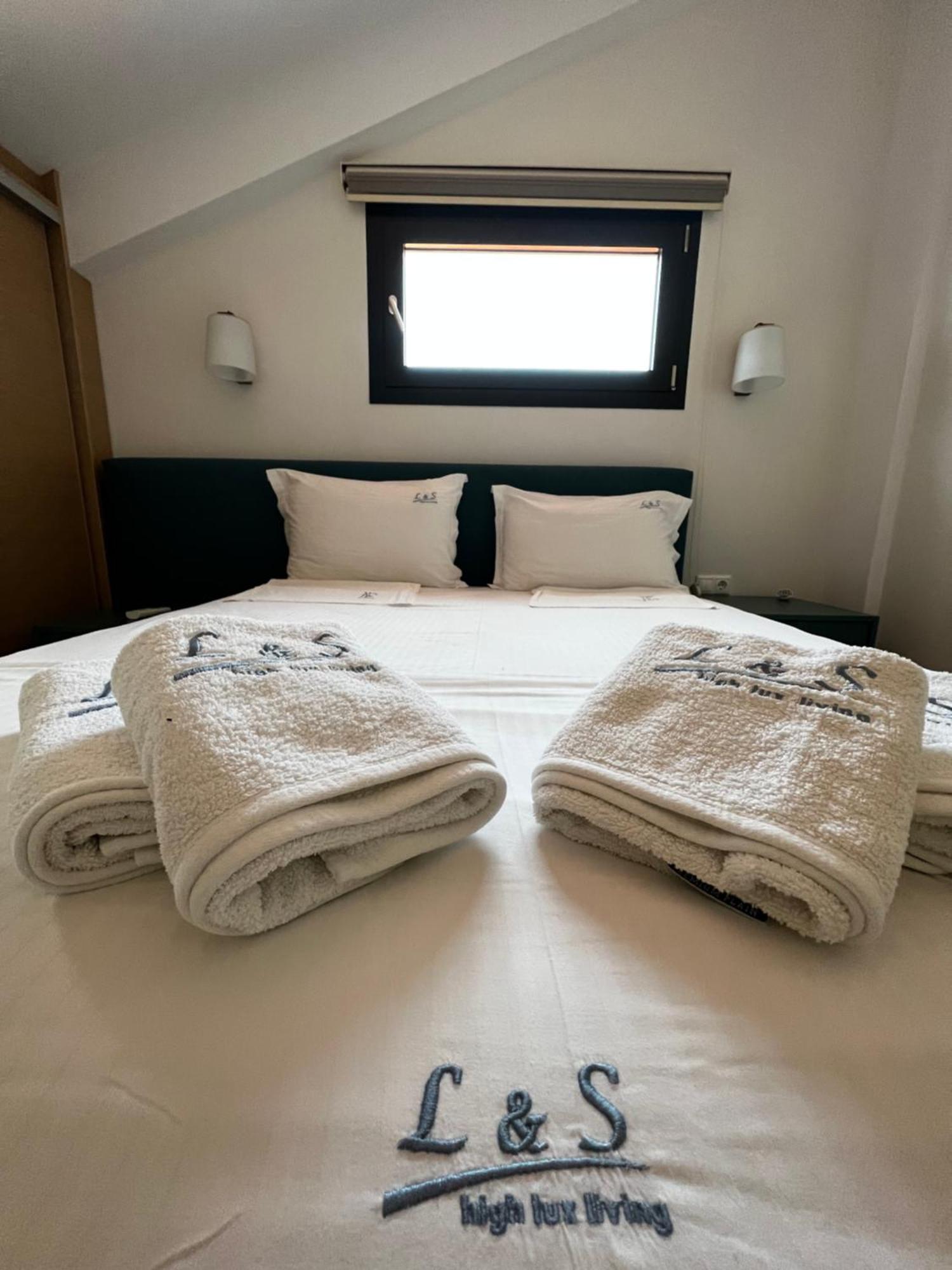 L&S House Apartment Nikiti  Ngoại thất bức ảnh